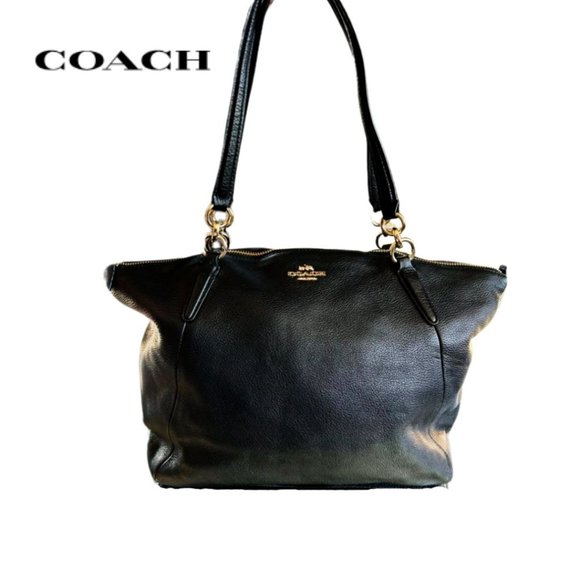 Coach Handbags - COACH Kelsey Satchel Larger Black Pebbled Leather Bag